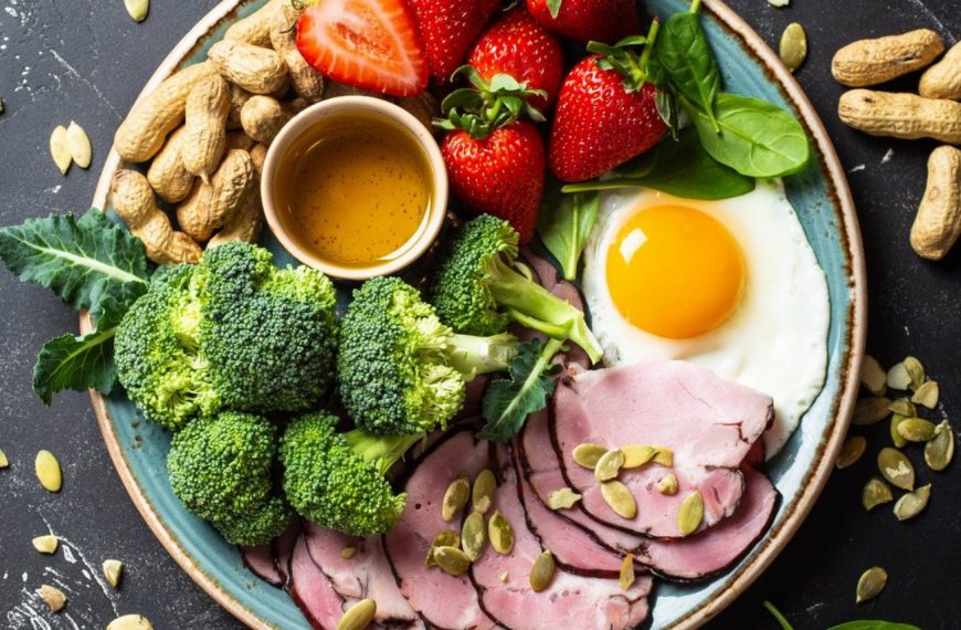 Les 5 secrets d&rsquo;une alimentation parfaite pour votre chien – votre toutou va adorer !